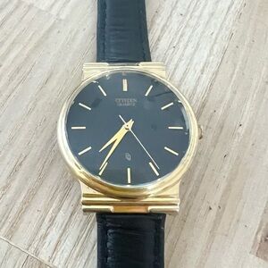 Citizen Quartz ladies black dial gold tone black leather dress watch NEW BATTERY